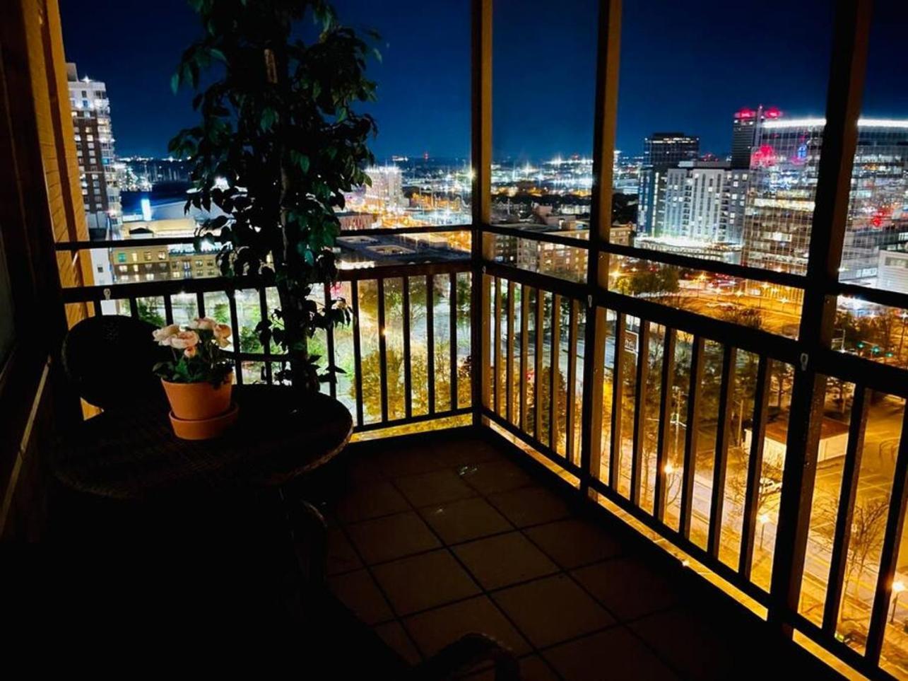 Stayatl High Rise Condo Downtown Atl With Views Atlanta Extérieur photo